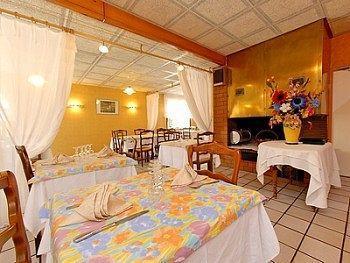 Logis Hotel Restaurant Des Voyageurs Le Malzieu-Ville エクステリア 写真